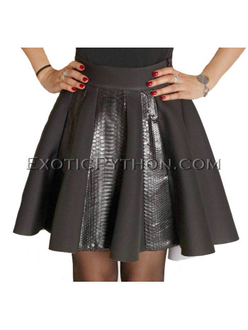 Snakeskin skirt black color  JT-55